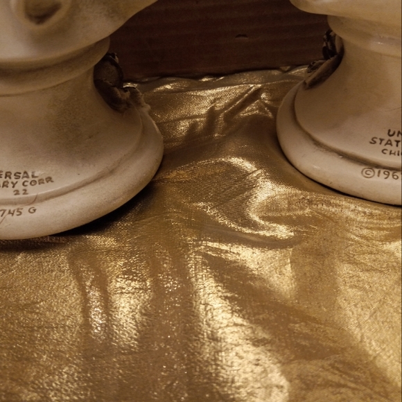 2- VTG WHITE/GOLD CHICAGO UNIVERSAL STATUARY CORP GIRL & BOY STATUE 1962 , 9" - Picture 6 of 6